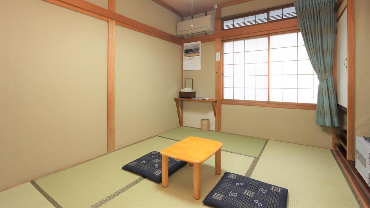 Minshuku Iwatakan Takayama  Exterior foto